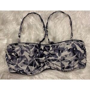 Athleta 36. B/C Bikini Top White Black Underwire Removable Pads Removable Straps